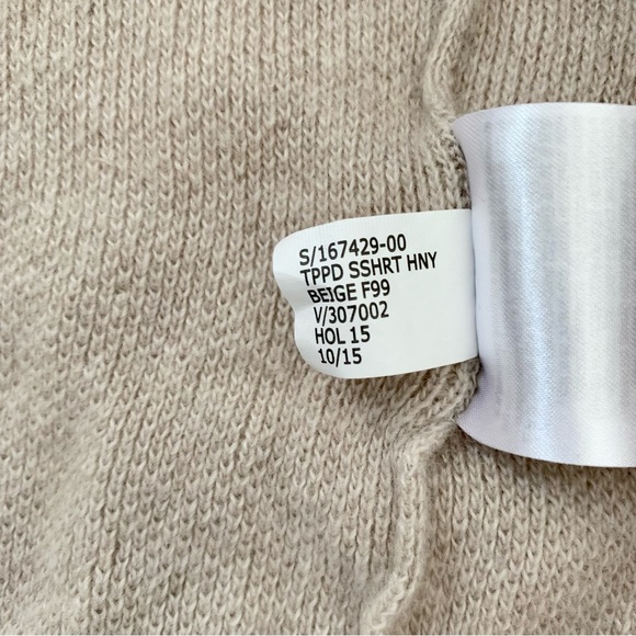 Banana Republic Filpucci Fine Italian Yarn Cashmere Sweater in Beige - Picture 7 of 8